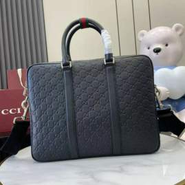 Picture of Gucci Mens Bags _SKUfw220372218fw